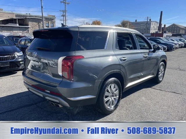 Used 2025 Gray Hyundai SEL image 7