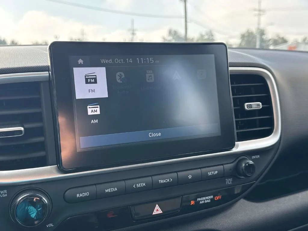 Used 2025 Blue Hyundai SEL image 46
