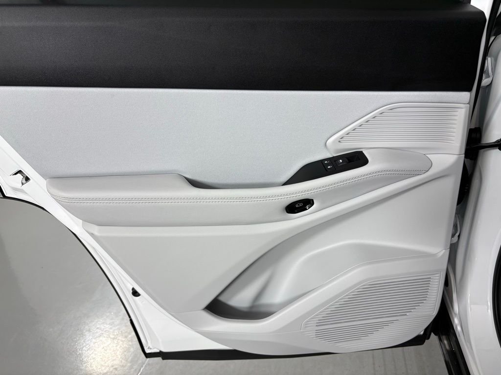 New 2026 Bright White Clearcoat Jeep Laredo image 35