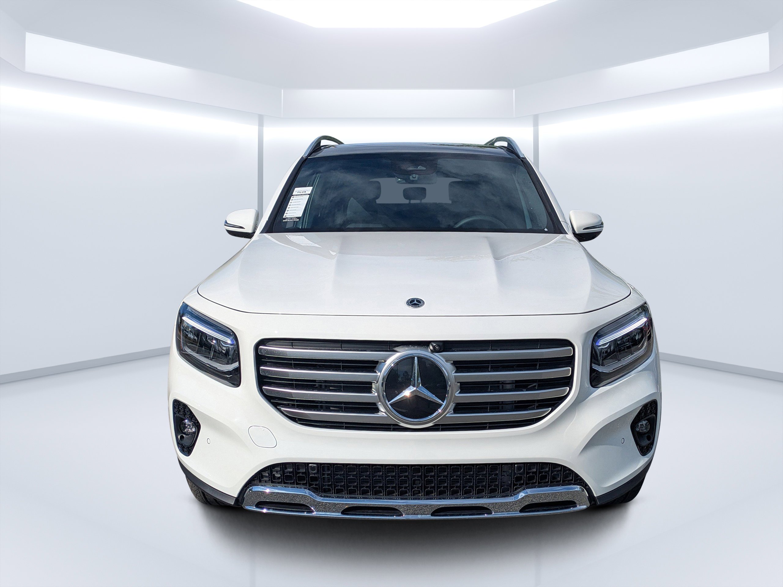 New 2026 Polar White Mercedes-Benz GLB 250 image 8