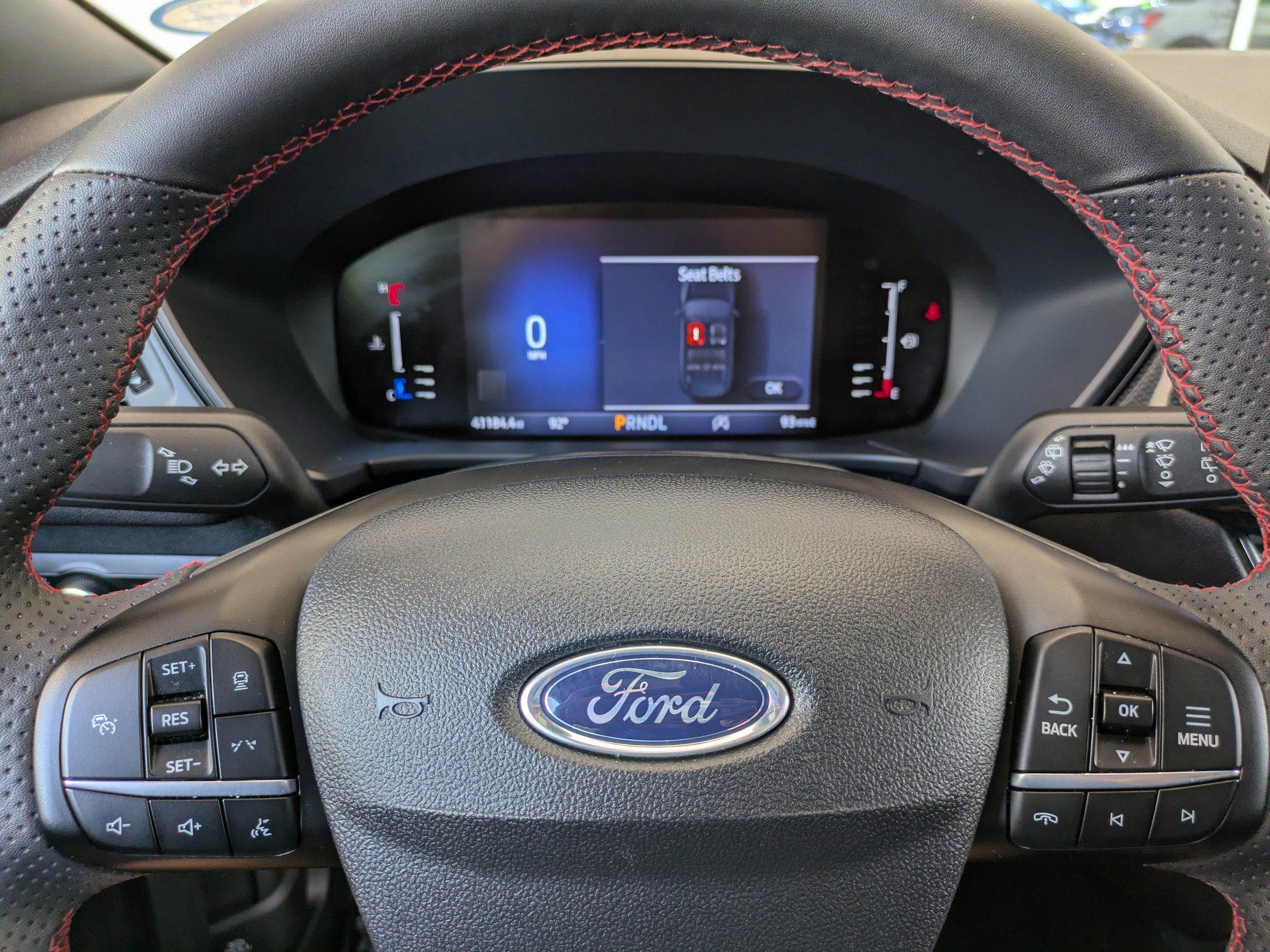 Used 2023 Agate Black Metallic Ford ST-Line image 28