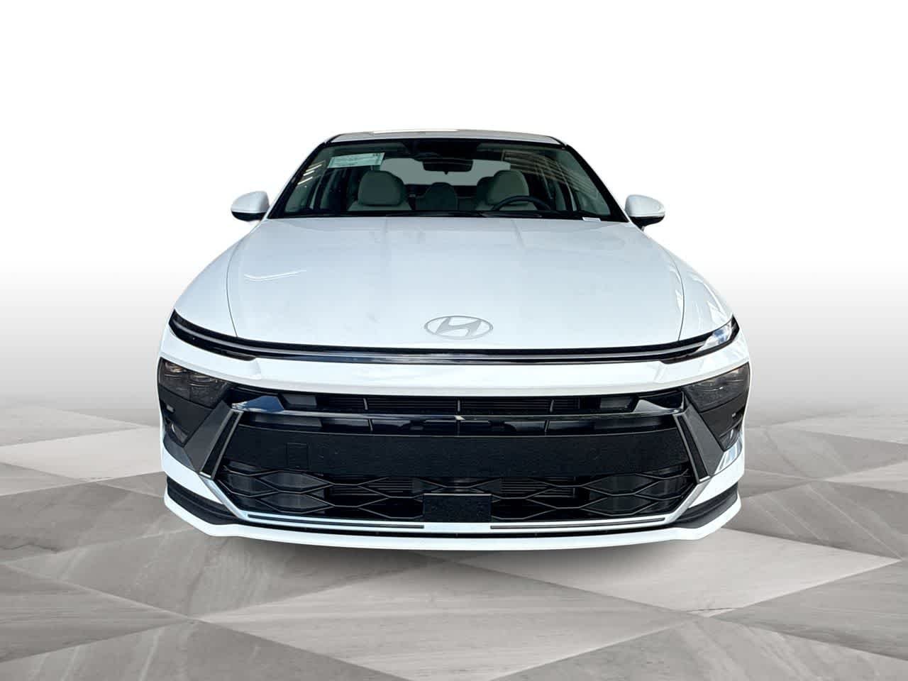 New 2026 Serenity White Hyundai SE image 3
