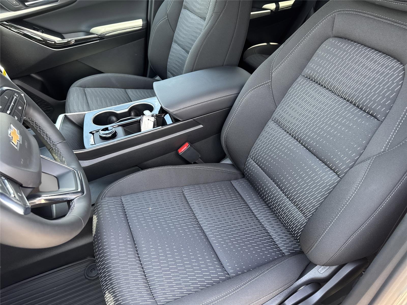 2026 Chevrolet Equinox LT - Photo 36