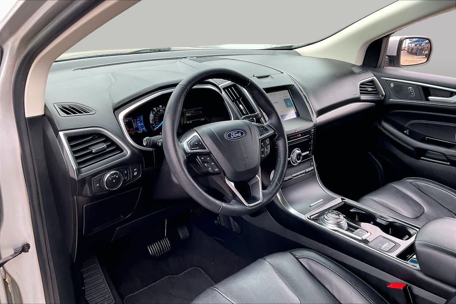 Used 2019 Ingot Silver Metallic Ford Titanium image 17