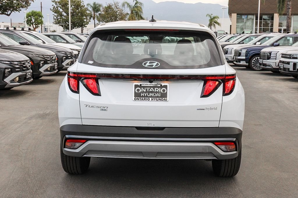 New 2026 White Hyundai Blue SE image 8
