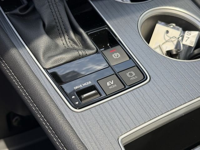 New 2026 Wind Chill Pearl <sup>1</sup> Toyota  XLE image 18
