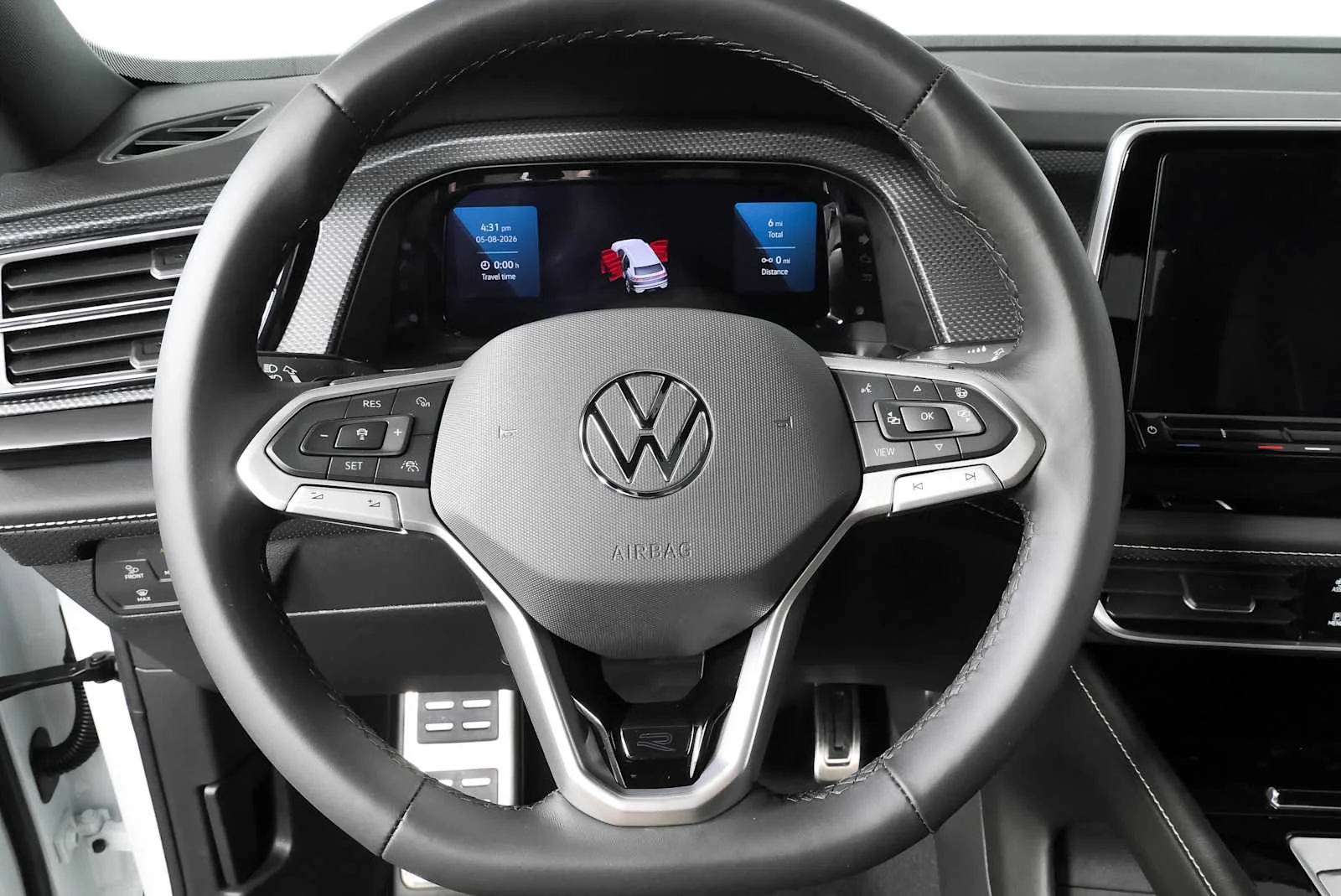 New 2026 Opal White Pearl Volkswagen 2.0T SEL Premium R-Line image 11