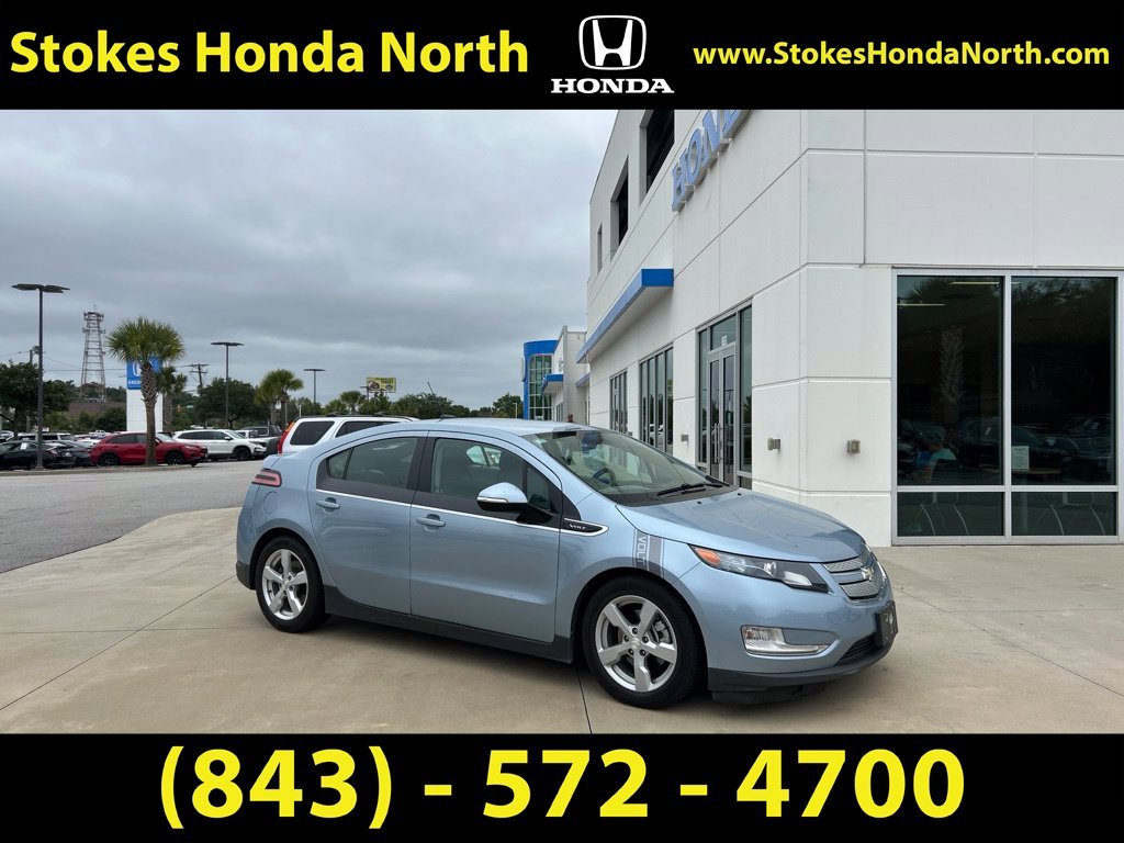 Used 2013 Silver Chevrolet Base image 1