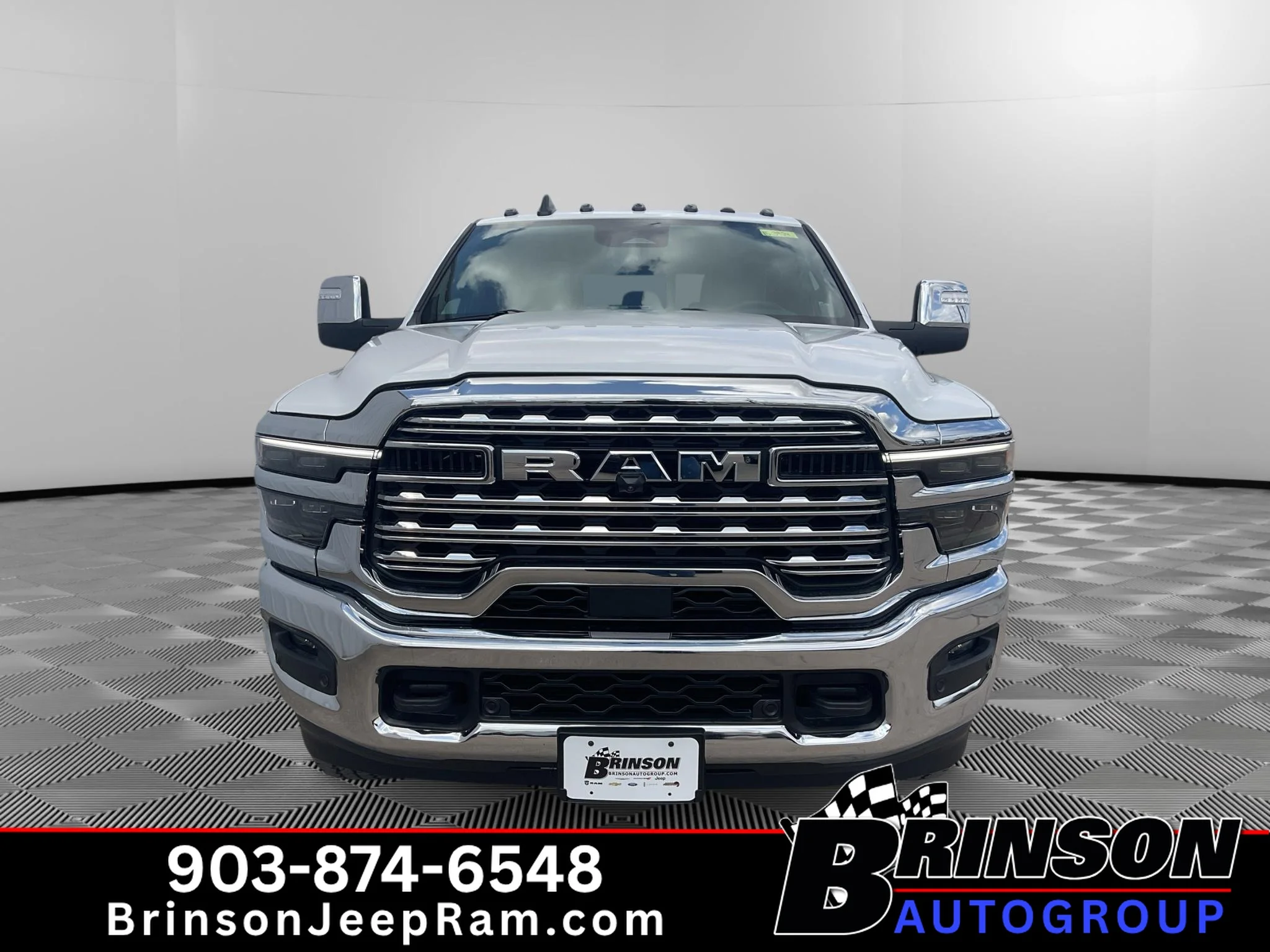 New 2027 Bright White Clear-Coat Exterior Paint RAM Limited image 2