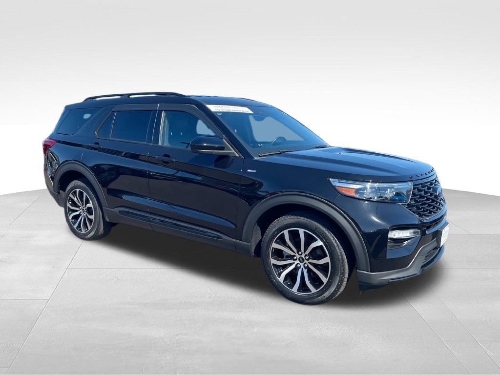 Used 2022 Black Ford ST-Line image 2
