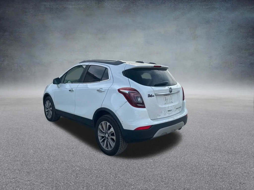 Used 2020 White Buick Preferred image 3