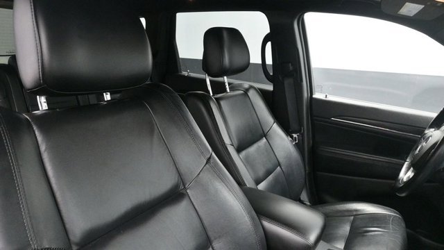 Used 2021 White Jeep Limited image 16