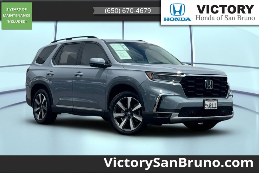 2025 Honda Pilot Touring 2WD's photo