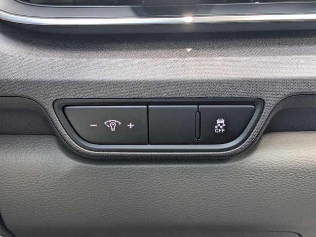 New 2026 Ceramic Silver Kia EX image 30
