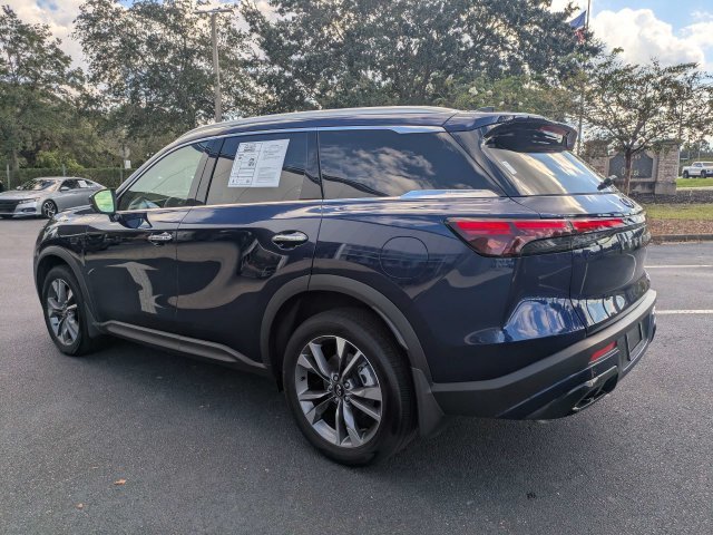 Used 2025 Blue INFINITI LUXE image 5