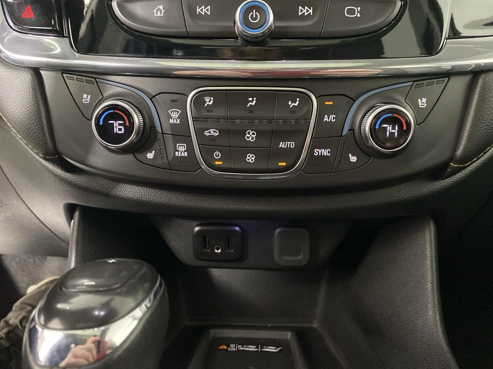Used 2019 Satin Steel Metallic Chevrolet Premier image 27