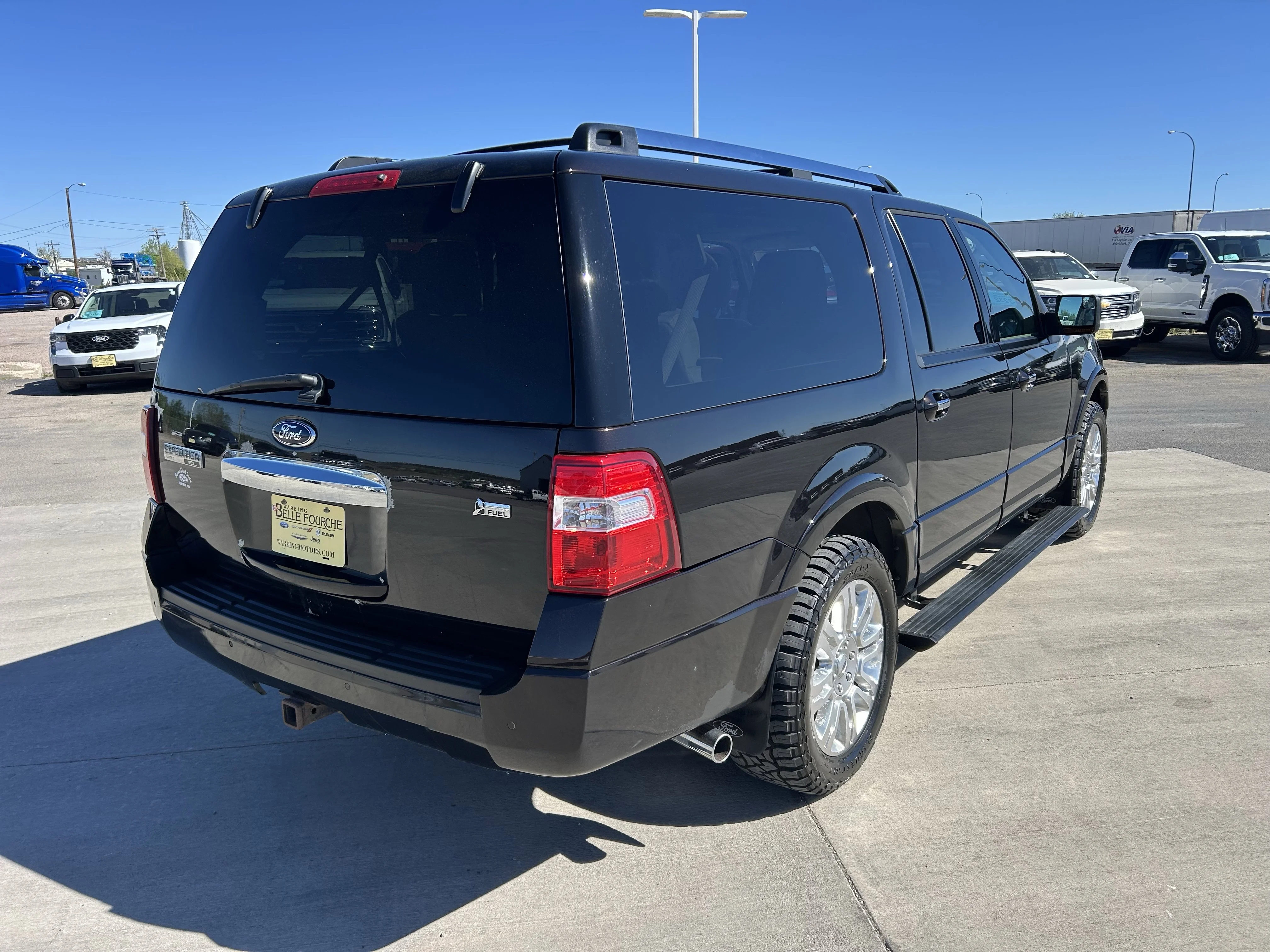 Used 2013 Red Ford Limited image 3