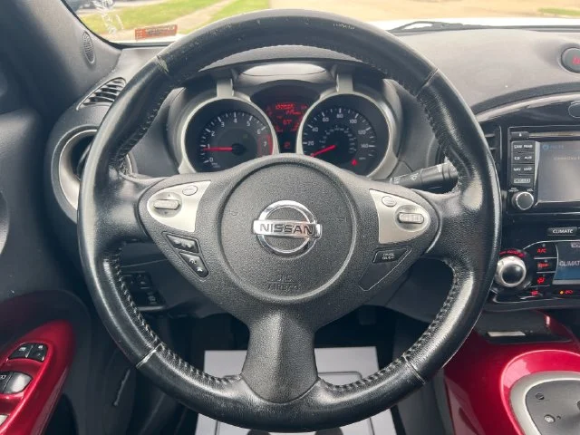 Used 2015 White Nissan SV image 14