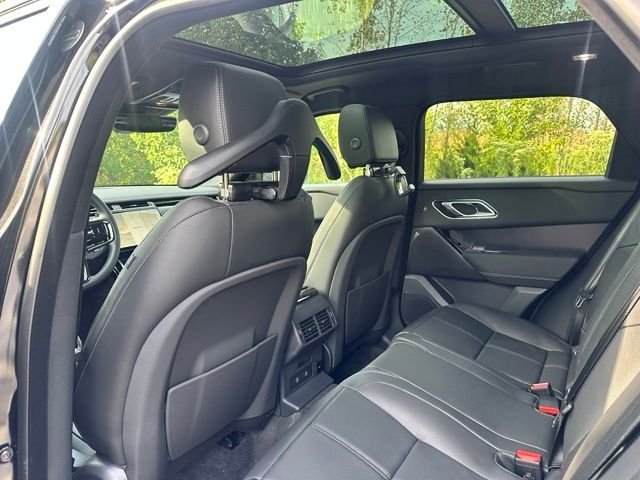 New 2026 Santorini Black Land Rover  image 17