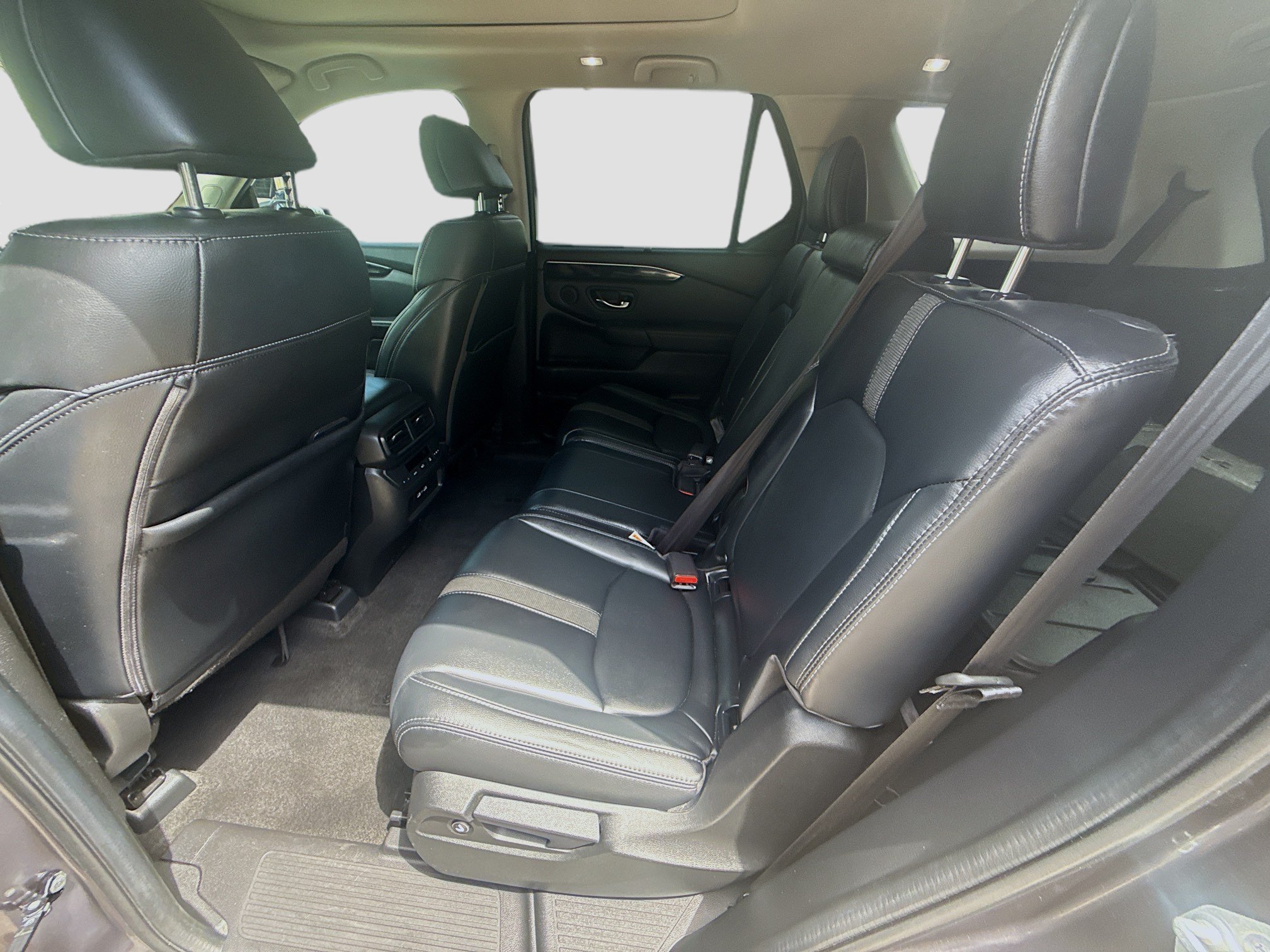 2023 Honda Pilot Touring - Photo 24