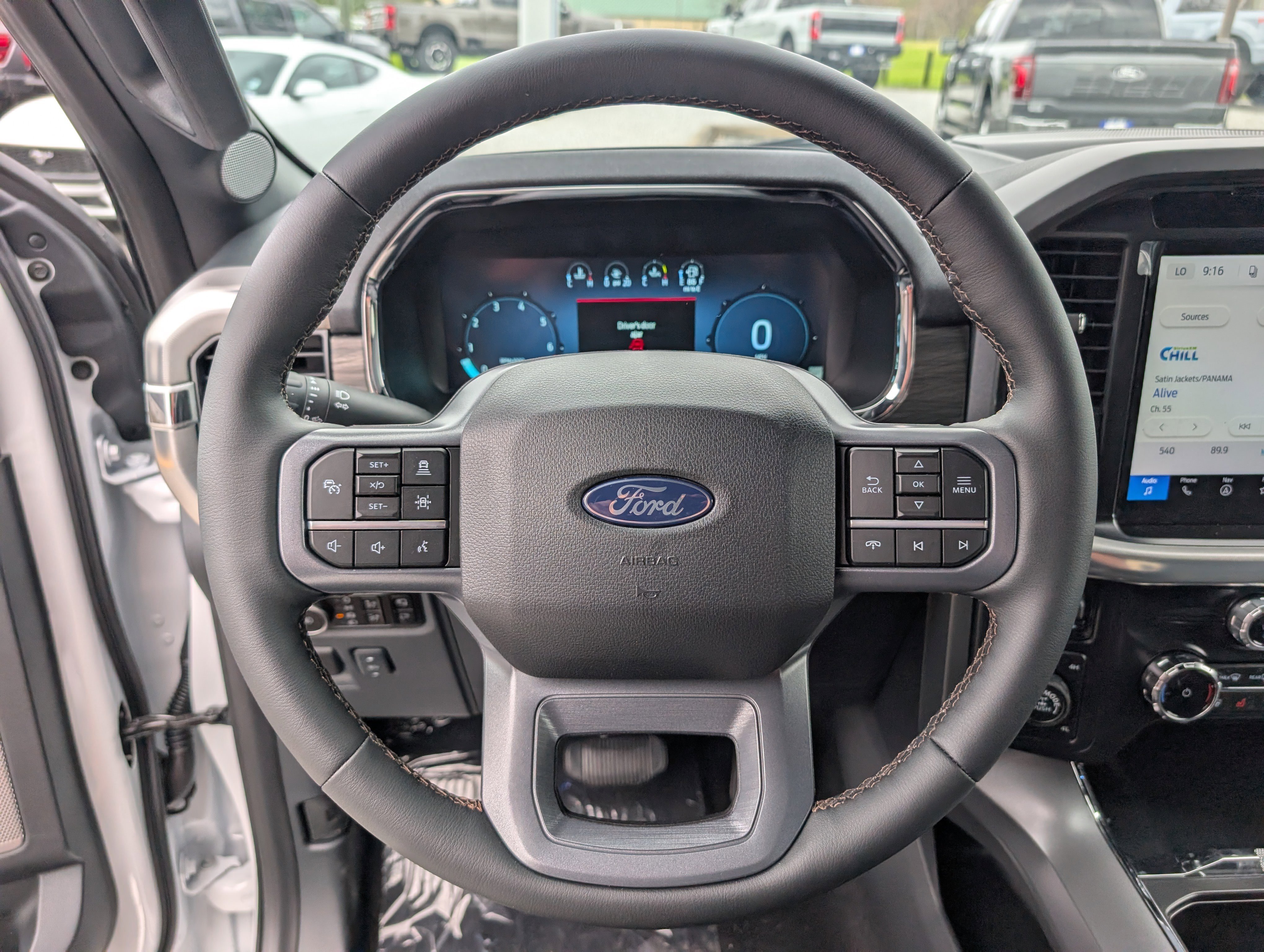 New 2026 Oxford White FORD Lariat® image 21