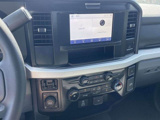 New 2026 Oxford White Ford XLT image 7