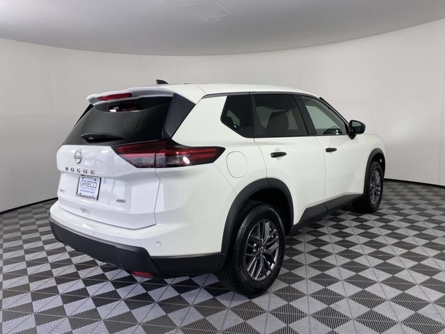 Used 2024 White Nissan S image 9
