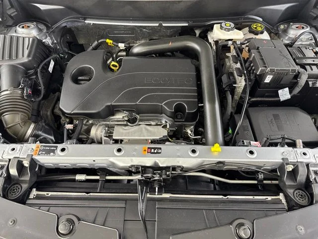 Used 2023 Gray Chevrolet Premier image 19