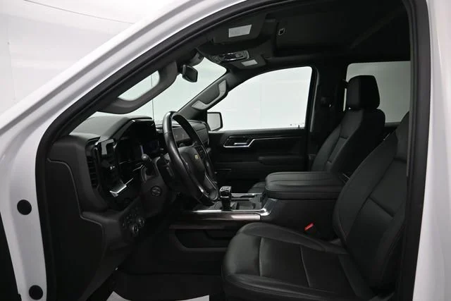 Used 2023 Summit White Chevrolet LTZ image 10