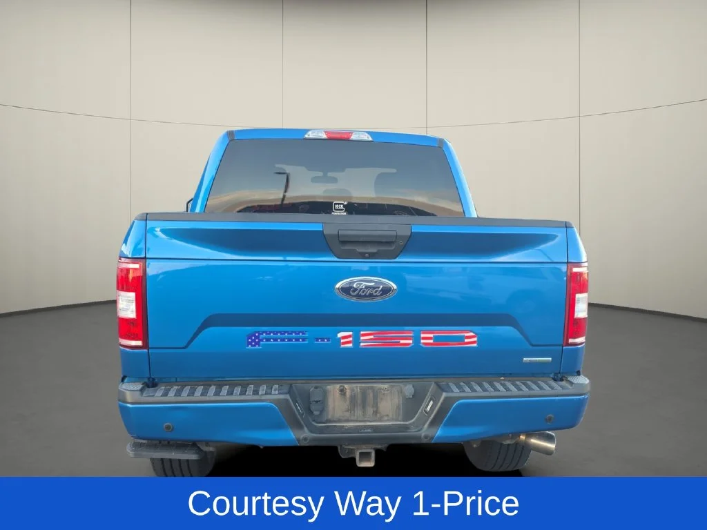 Used 2020 Blue Ford XL image 8