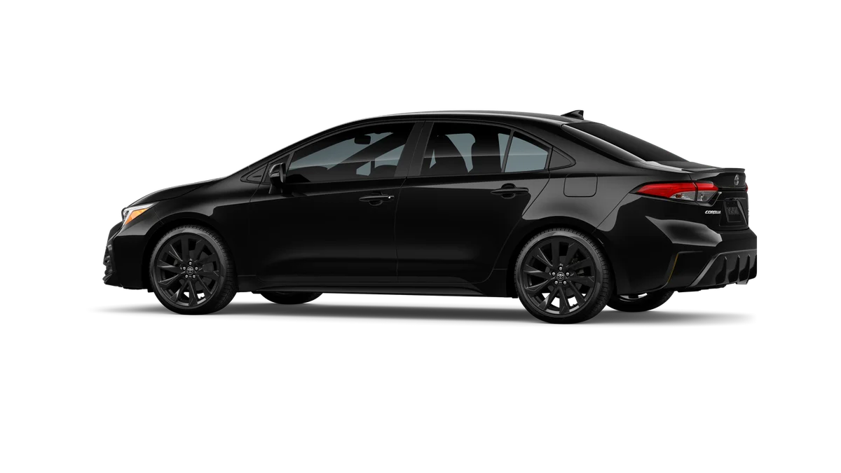 New 2027 Inked Toyota Hybrid SE image 5