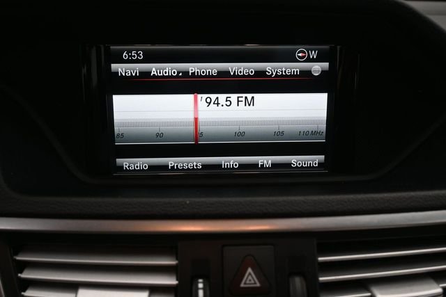 Used 2013  Mercedes-Benz E 350 image 29