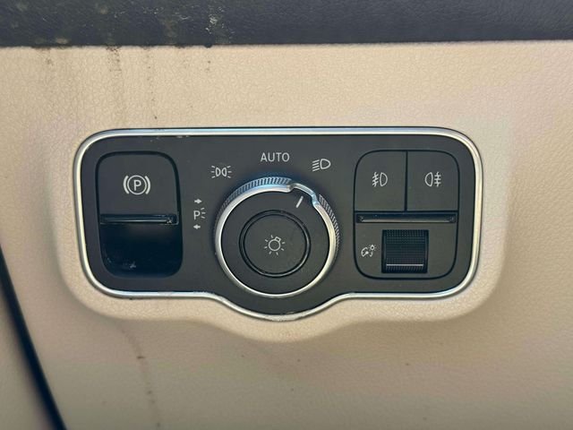 Used 2026  Mercedes-Benz GLB 250 image 21