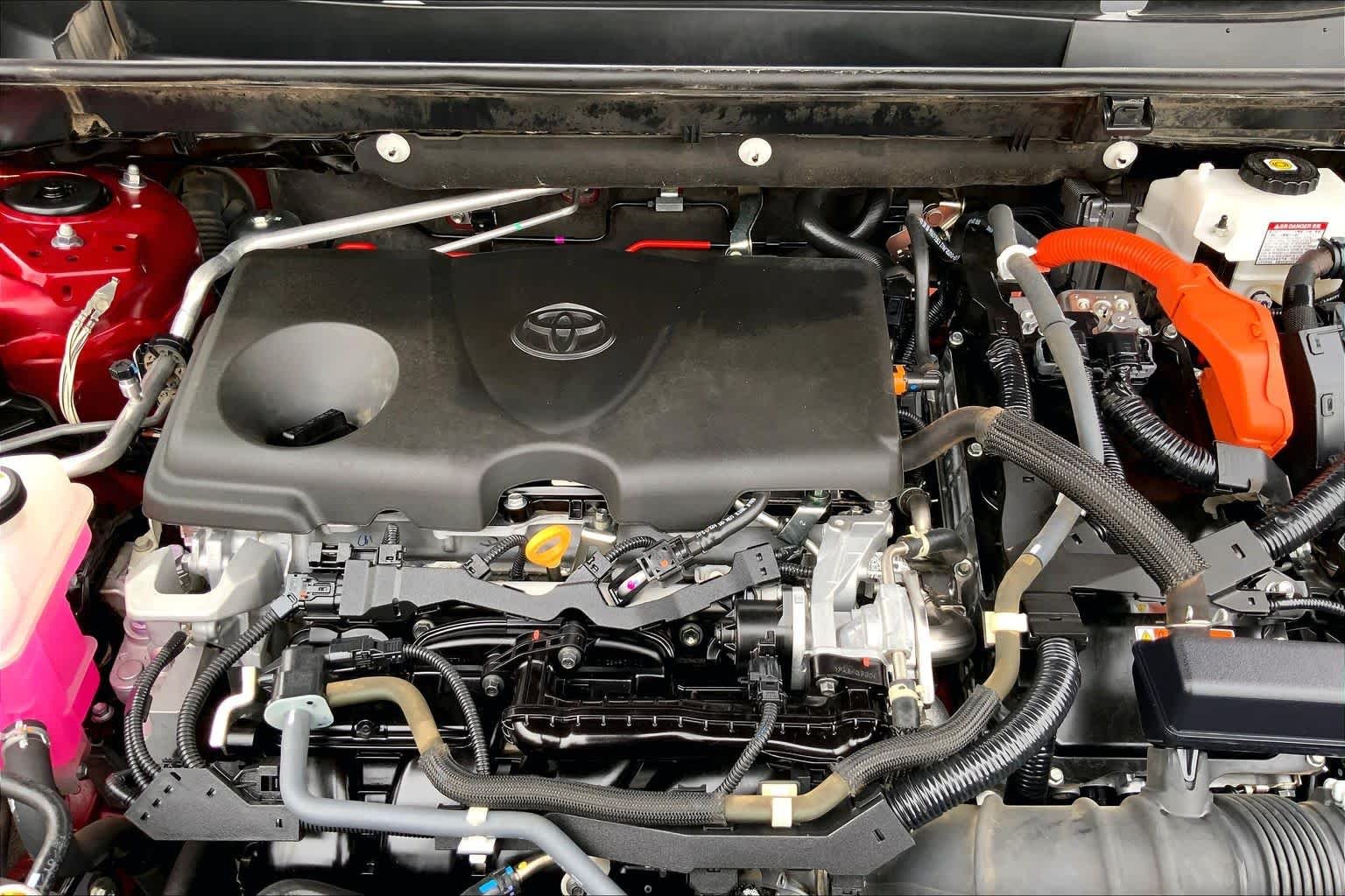 Used 2021 Ruby Flare Pearl Toyota Hybrid XLE image 32
