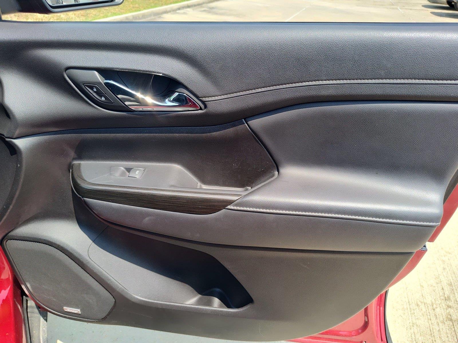 Used 2023 Volcanic Red Tintcoat GMC SLT image 24