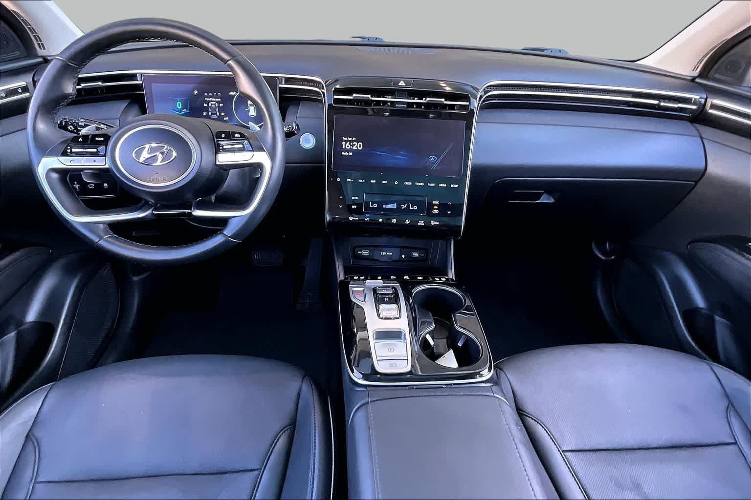 Used 2023 Phantom Black Hyundai Limited image 15
