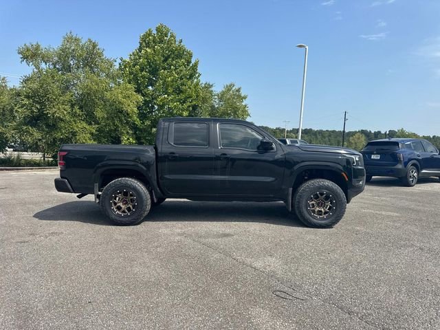 New 2026 Super Black Nissan Crew Cab SV image 3