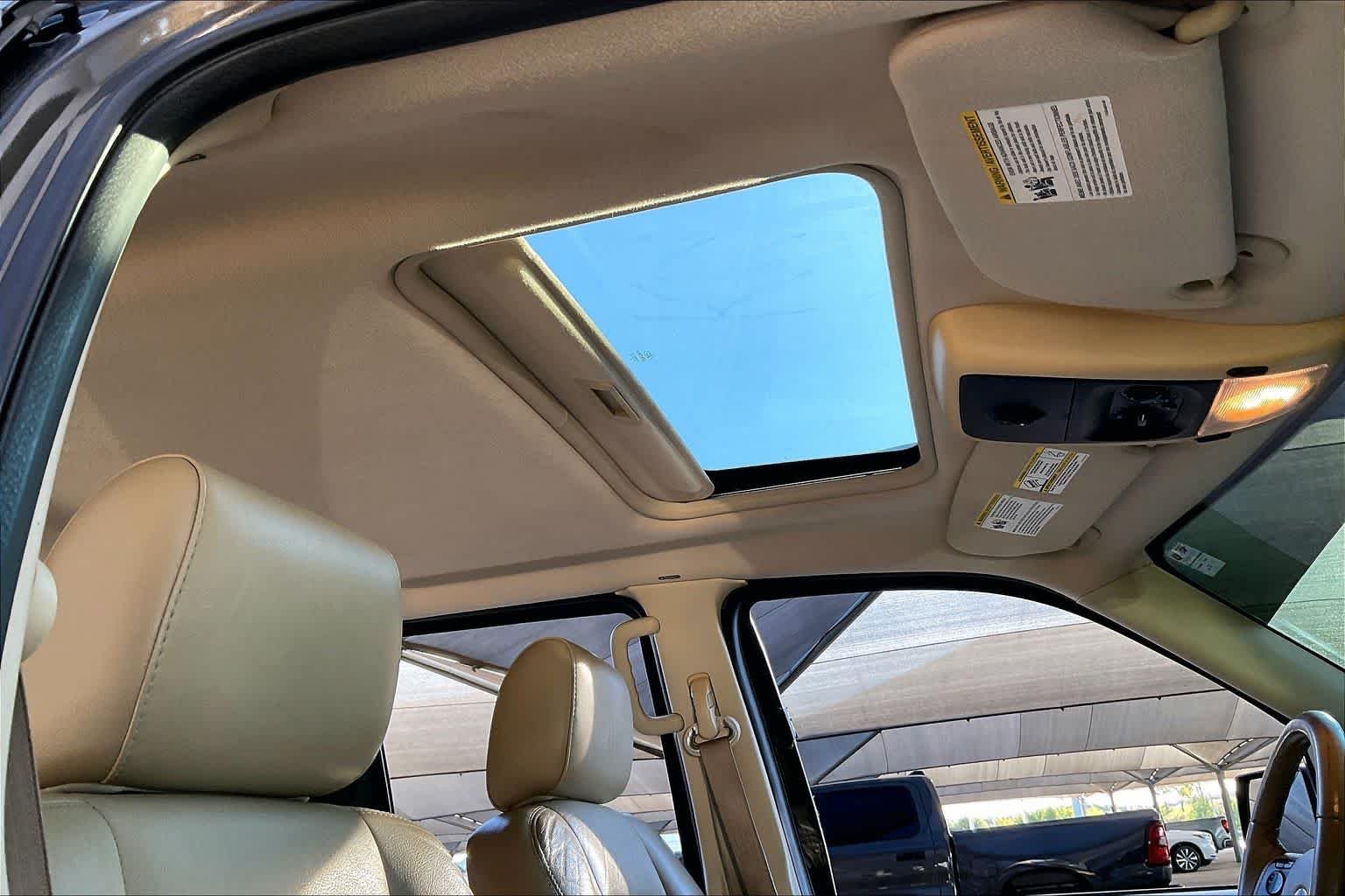 Used 2008 Black Ford XLT image 12