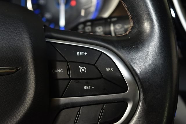 2017 Chrysler Pacifica Touring-L - Photo 18