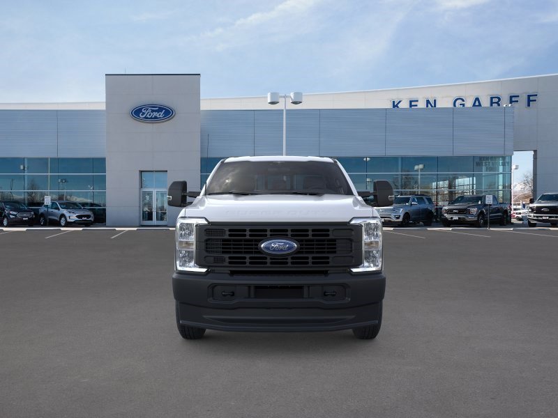 New 2026 Oxford White Ford XL image 7