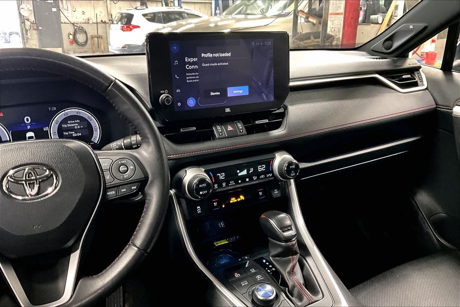2023 Toyota RAV4 XSE - Photo 7