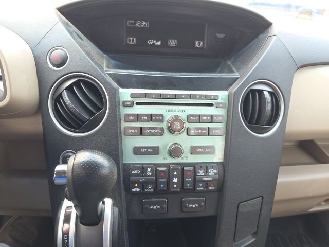 Used 2011 Gold Honda EX-L image 19