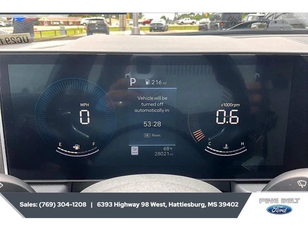 Used 2025 Ultimate red Hyundai SEL image 15