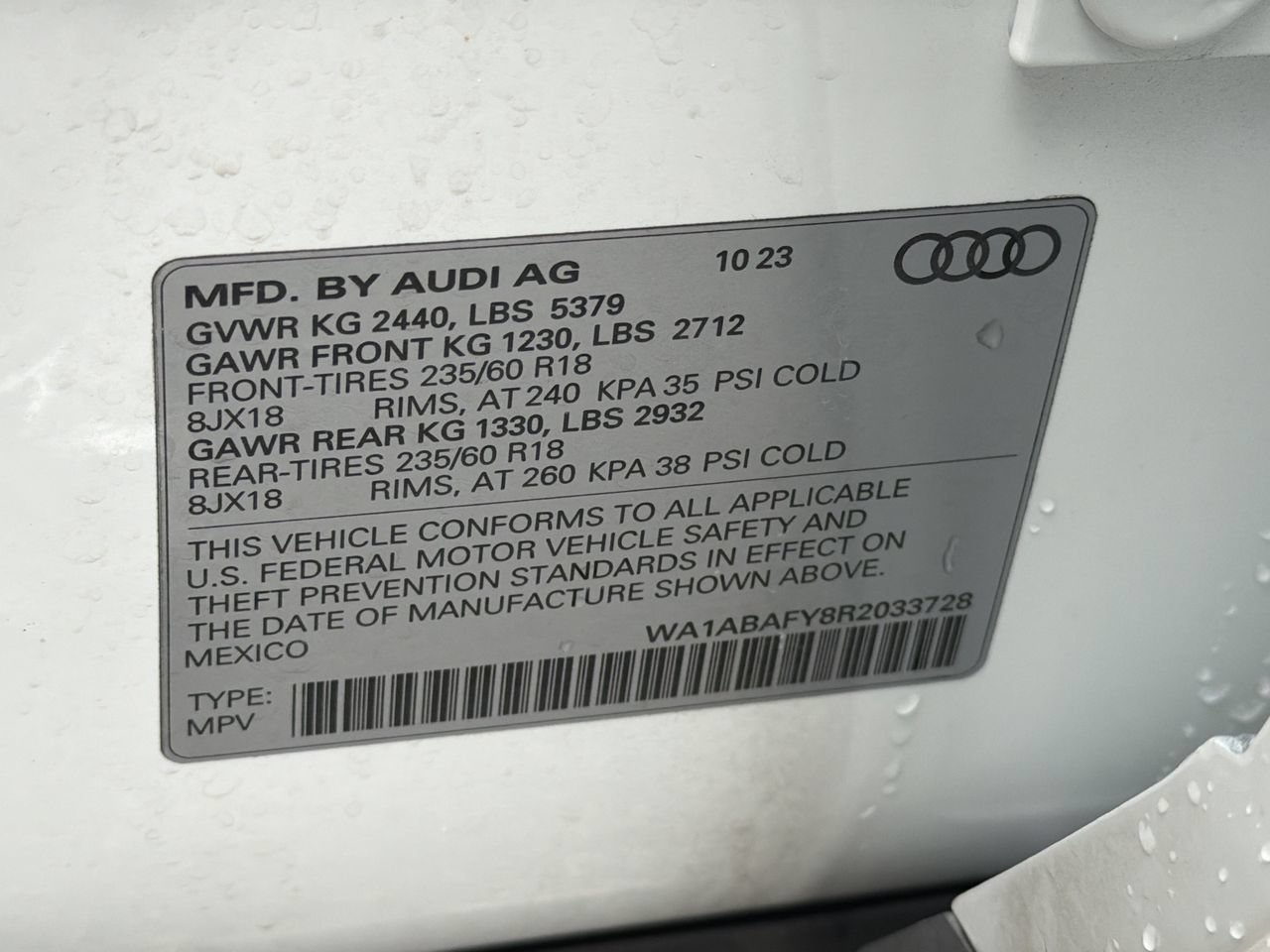 Used 2024 Arkona White Audi 40 Premium image 33