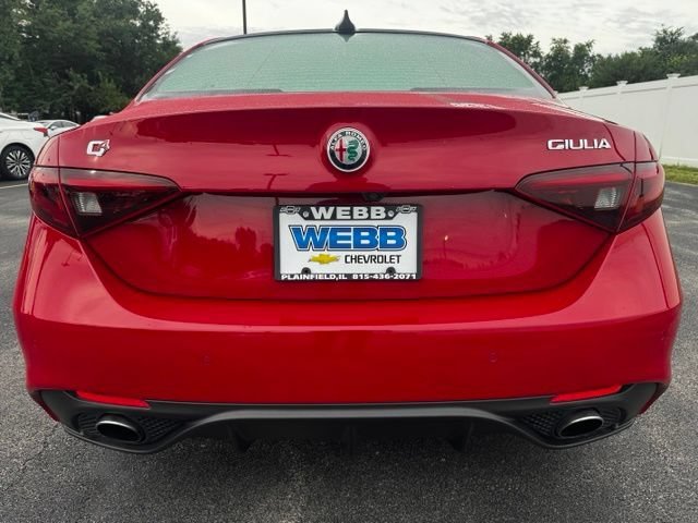 Used 2018  Alfa Romeo  image 7