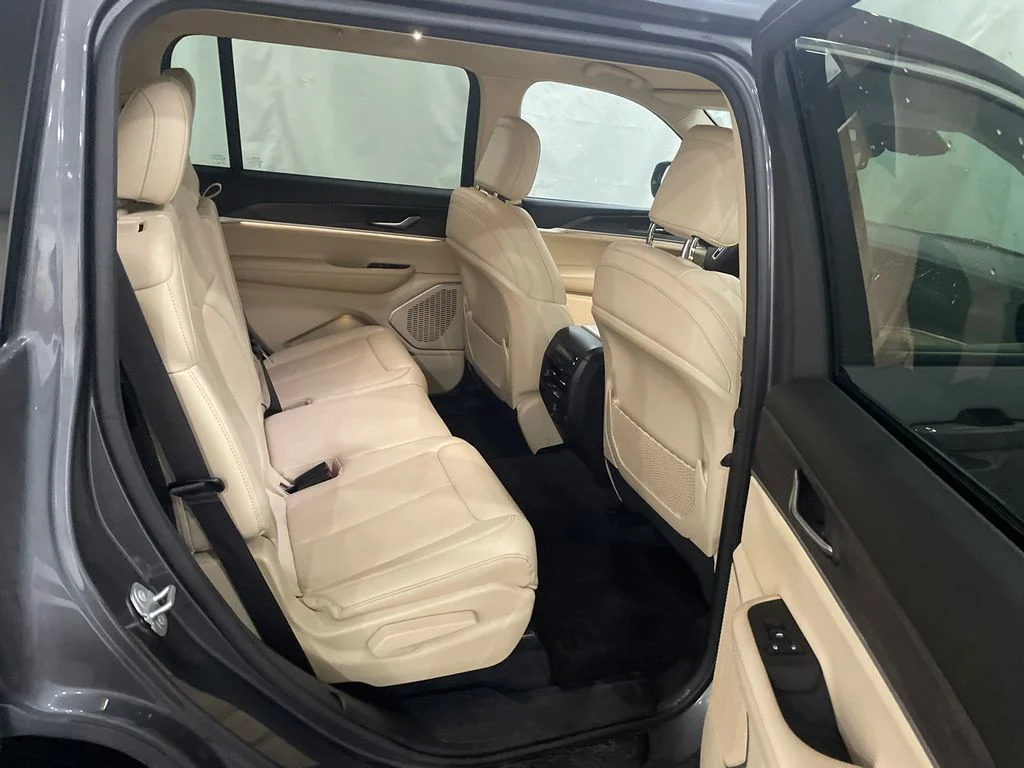 Used 2021 Baltic Gray Metallic Clearcoat Jeep Limited image 26