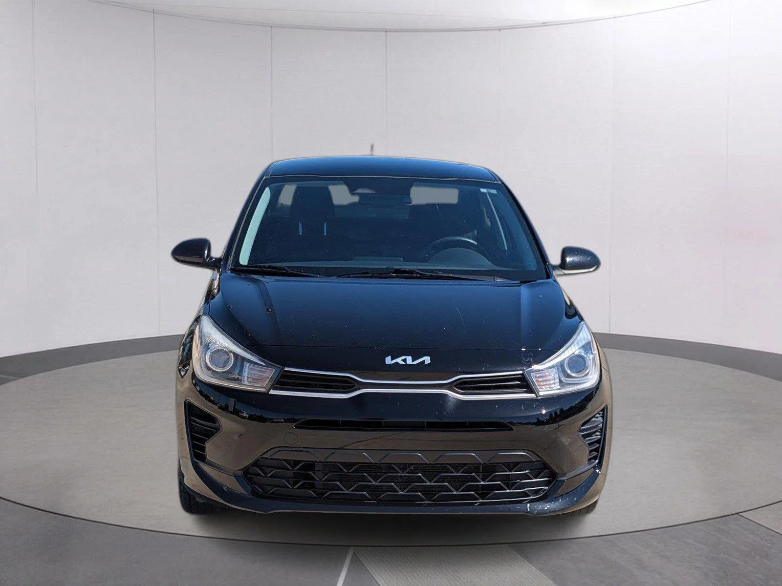 Used 2023 Aurora Black Kia S image 10