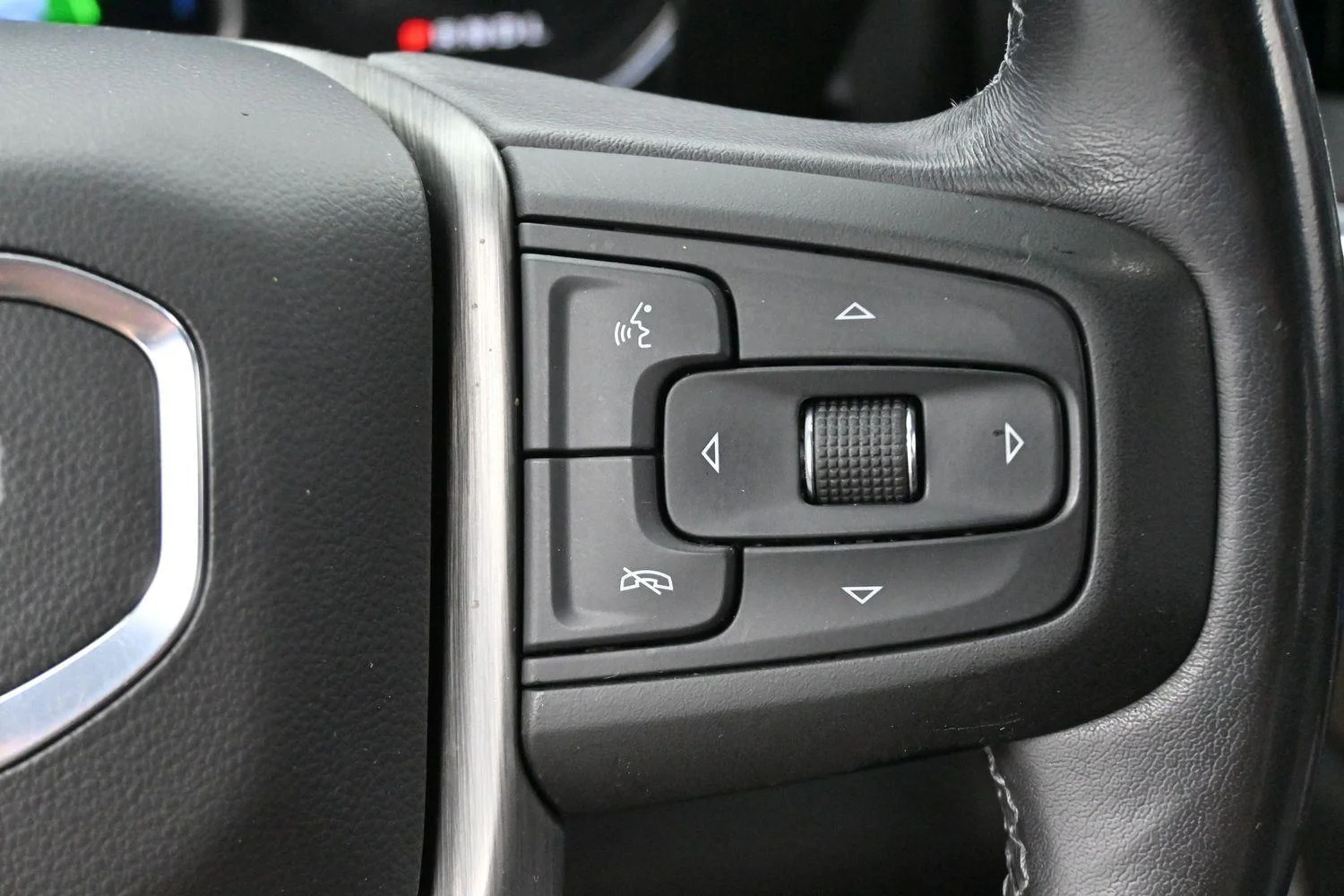 Used 2021 Onyx Black GMC Denali image 19
