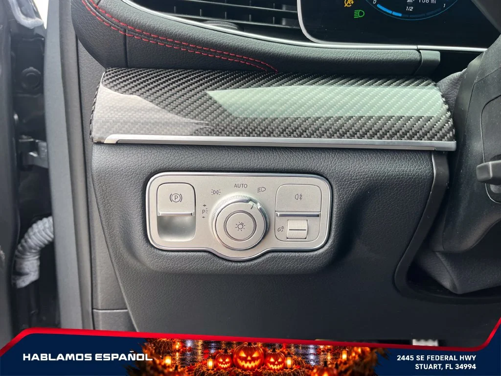 Used 2021 Gray Mercedes-Benz 4MATIC® image 23