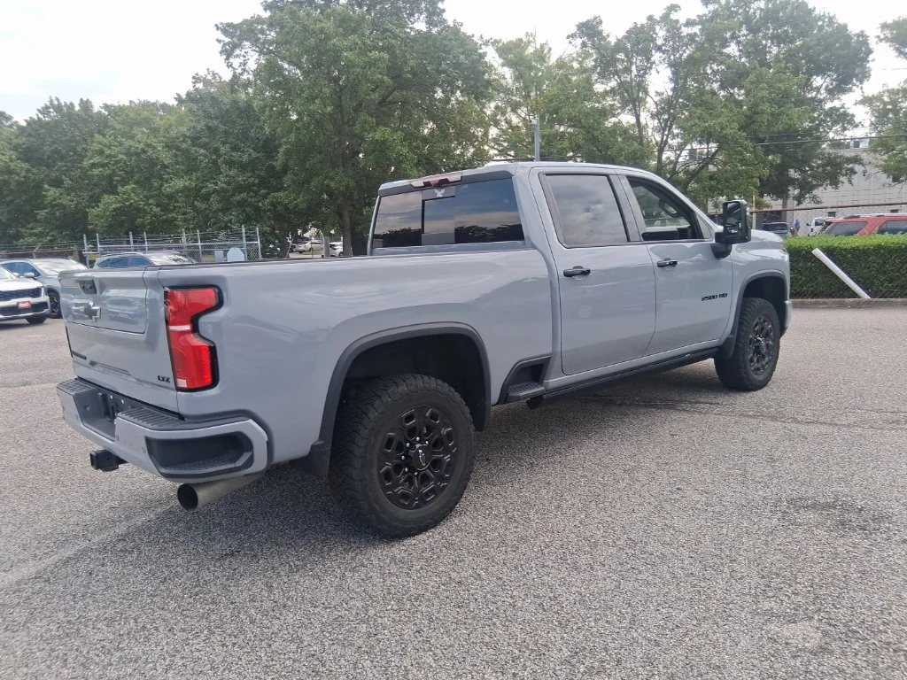 Used 2024 Gray Chevrolet LTZ image 5